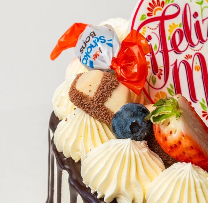 Tarta Kinder día de la madre