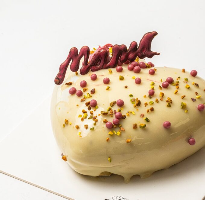 Tarta corazón de Pistacho especial día de la madre