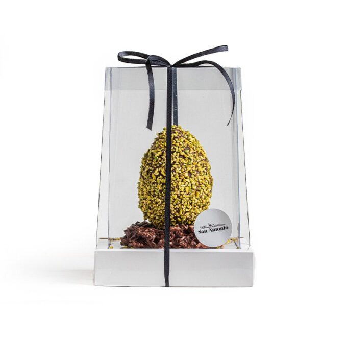 Huevo de Pascua de chocolate con pistacho