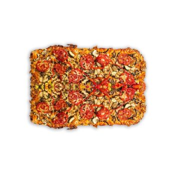 Coca de verduras asadas con masa madre artesanal