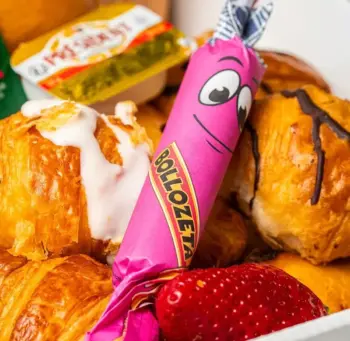 Desayuno Fallero con productos valencianos tradicionales y repostería artesanal