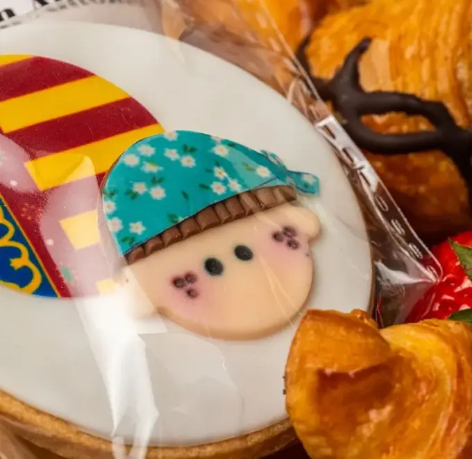 Desayuno Fallero con productos valencianos tradicionales y repostería artesanal