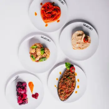 Menú San Valentín para 2 entrante ensaladilla